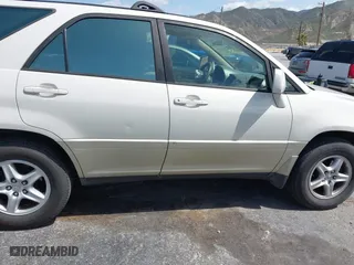 2000 Lexus RX 300 with VIN JT6GF10U6Y0058395, listed as a IAAI auction lot 41910303 with 203,392 mi miles. Bid and sale history available at carsss.com. Image 13.