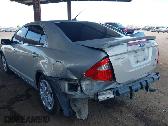 2010 Ford Fusion SE с VIN 3FAHP0HG1AR117710, выставлен на аукционе IAAI как лот 42666903 с пробегом 152 859 миль миль и . История ставок и продаж доступна на DreamBid. Изображение 6.