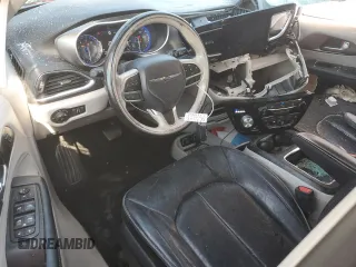 2018 Chrysler Pacifica Limited z VIN 2C4RC1GG1JR269199, wystawiony jako Copart lot #53475985 z przebiegiem 173 408 mil mil oraz Szkoda całkowita • Salvage title. Historia ofert i sprzedaży dostępna na DreamBid. Obrazek 8.