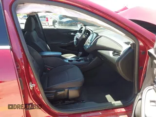 2018 Chevrolet Malibu LT with VIN 1G1ZD5ST8JF147092, listed as a IAAI auction lot 41980519 with Not Provided miles and . Bid and sale history available at carsss.com. Image 5.