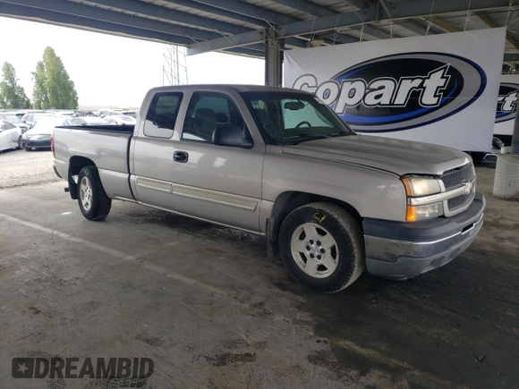 2005 Chevrolet Silverado 1500 LS with VIN 2GCEC19T951216196, listed as a Copart auction lot 54200065 with 126,300 mi miles and Salvage Title. Bid and sale history available at DreamBid. Image 4.