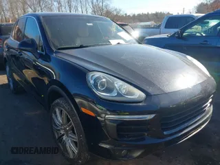 2016 Porsche Cayenne with VIN WP1AA2A28GKA37162, listed as a IAAI auction lot 41424921 with 95,717 mi miles. Bid and sale history available at carsss.com. Image 1.