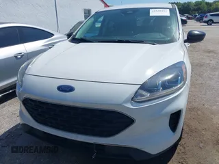 2021 Ford Escape SE with VIN 1FMCU0G62MUB33512, listed as a IAAI auction lot 41828402 with 110,205 mi miles and . Bid and sale history available at carsss.com. Image 12.