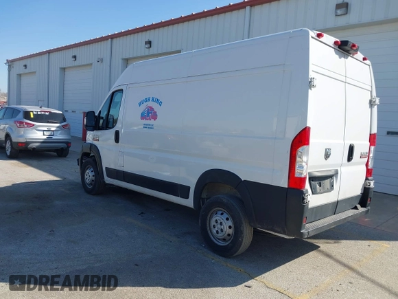 2020 Ram ProMaster Cargo with VIN 3C6TRVBG6LE114033, listed as a IAAI auction lot 41785590 with 116,981 mi miles and . Bid and sale history available at DreamBid. Image 3.