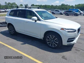2016 Volvo XC90 T6 Momentum with VIN YV4A22PK8G1034321, listed as a IAAI auction lot 42424745 with 141,771 mi miles and . Bid and sale history available at DreamBid. Image 1.