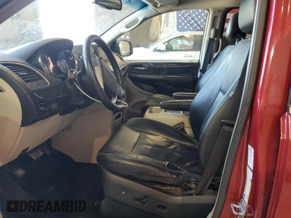 2014 Chrysler Town & Country Touring with VIN 2C4RC1BG1ER157788, listed as a Copart auction lot 67505954 with 217,541 mi miles and Salvage Title. Bid and sale history available at DreamBid. Image 7.