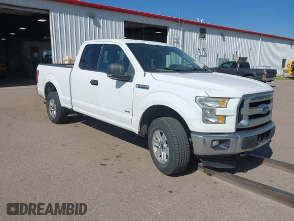 2016 Ford F-150 XLT z VIN 1FTFX1EG7GKF55978, wystawiony jako IAAI lot #42483473 z przebiegiem 154 309 mil mil oraz . Historia ofert i sprzedaży dostępna na DreamBid. Obrazek 1.