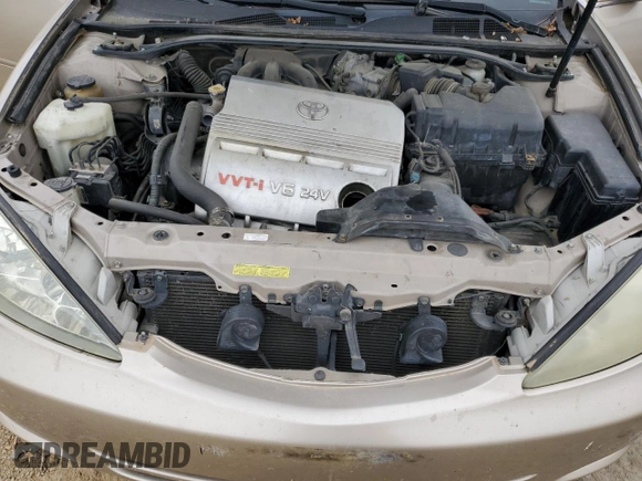 2004 Toyota Camry LE with VIN 4T1BF32K94U584660, listed as a Copart auction lot 54546085 with 275,229 mi miles and Clean Title. Bid and sale history available at carsss.com. Image 11.