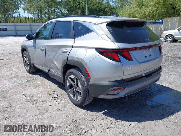 2025 Hyundai Tucson SEL with VIN 5NMJBCDE2SH508852, listed as a IAAI auction lot 41988572 with 1,411 mi miles. Bid and sale history available at carsss.com. Image 3.