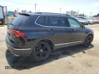 2018 Volkswagen Tiguan SEL with VIN 3VV3B7AX0JM051848, listed as a Copart auction lot 60320655 with 75,141 mi miles and Salvage title. Bid and sale history available at DreamBid. Image 3.