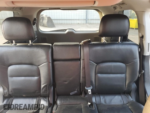 2014 Toyota Land Cruiser z VIN JTMHY7AJ5E4023950, wystawiony jako Copart lot #51245905 z przebiegiem 101 561 mil mil oraz Czysty tytuł • Clean title. Historia ofert i sprzedaży dostępna na DreamBid. Obrazek 10.