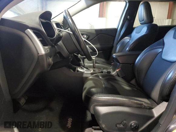 2018 Jeep Cherokee Latitude Plus with VIN 1C4PJLLX8JD510273, listed as a Copart auction lot 76242474 with 132,645 mi miles and Salvage Title. Bid and sale history available at carsss.com. Image 7.