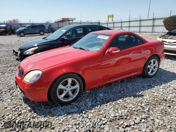 2002 Mercedes-Benz SLK-Class 3.2L with VIN WDBKK65F92F270653, listed as a Copart auction lot 51213975 with 29,772 mi miles and Salvage Title. Bid and sale history available at carsss.com. Image 1.