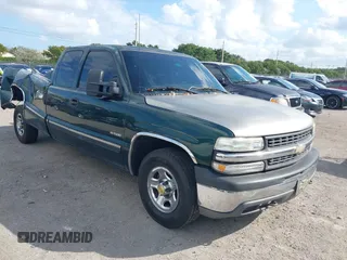 2001 Chevrolet Silverado 1500 LS with VIN 1GCEC19V51E312577, listed as a IAAI auction lot 41497378 with 205,873 mi miles and . Bid and sale history available at DreamBid. Image 1.