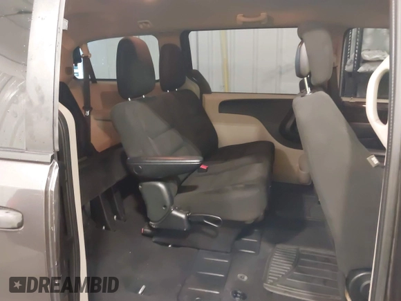 2015 Dodge Grand Caravan SE with VIN 2C4RDGBG2FR643477, listed as a IAAI auction lot 41955909 with 451,432 mi miles and . Bid and sale history available at DreamBid. Image 8.