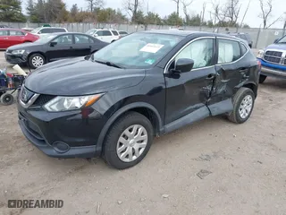 2018 Nissan Rogue Sport SV with VIN JN1BJ1CR5JW251040, listed as a IAAI auction lot 41661123 with 67,723 mi miles. Bid and sale history available at carsss.com. Image 18.
