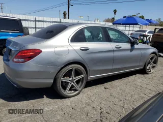 2015 Mercedes-Benz C 300 Luxury with VIN 55SWF4KB3FU022078, listed as a Copart auction lot 52829375 with 98,288 mi miles and Clean Title. Bid and sale history available at carsss.com. Image 3.