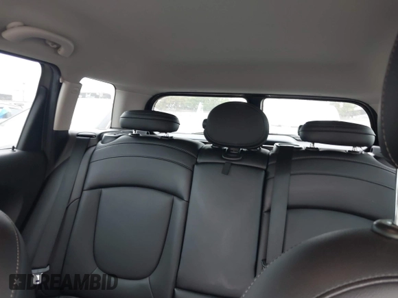 2016 MINI Clubman z VIN WMWLN5C56G2E30309, wystawiony jako IAAI lot #41772501 z przebiegiem 67 584 mil mil oraz . Historia ofert i sprzedaży dostępna na DreamBid. Obrazek 15.