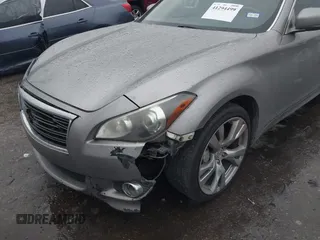 2013 Infiniti M37 with VIN JN1BY1AP7DM511497, listed as a IAAI auction lot 41294499 with 174,977 mi miles. Bid and sale history available at carsss.com. Image 6.