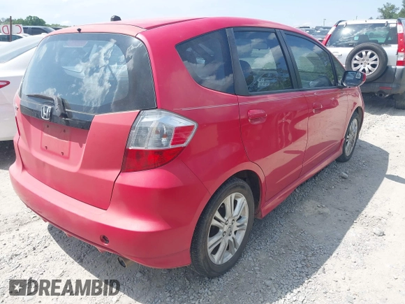 2011 Honda Fit Sport with VIN JHMGE8H50BC003110, listed as a IAAI auction lot 42210062 with 185,571 mi miles and . Bid and sale history available at DreamBid. Image 4.