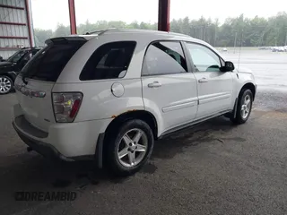 2005 Chevrolet Equinox LT z VIN 2CNDL73F856095869, wystawiony jako IAAI lot #42450905 z przebiegiem 145 307 mil mil oraz . Historia ofert i sprzedaży dostępna na DreamBid. Obrazek 4.