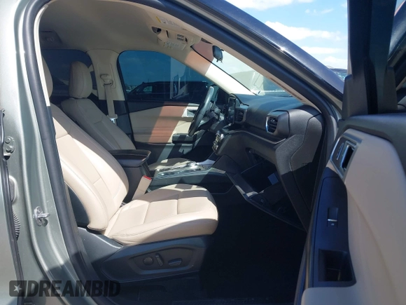 2020 Ford Explorer XLT with VIN 1FMSK7DH9LGB92568, listed as a IAAI auction lot 41812514 with 81,108 mi miles. Bid and sale history available at carsss.com. Image 5.