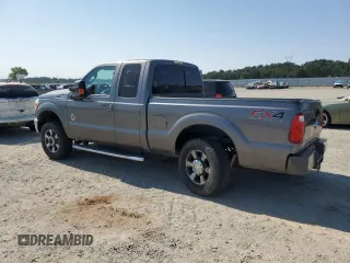 2013 Ford F-250 XL with VIN 1FT7X2BT2DEA39811, listed as a Copart auction lot 59900645 with 207,868 mi miles and Salvage title. Bid and sale history available at DreamBid. Image 2.