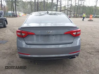2015 Hyundai Sonata SE with VIN 5NPE24AF6FH160079, listed as a IAAI auction lot 41952638 with 164,497 mi miles and . Bid and sale history available at DreamBid. Image 16.