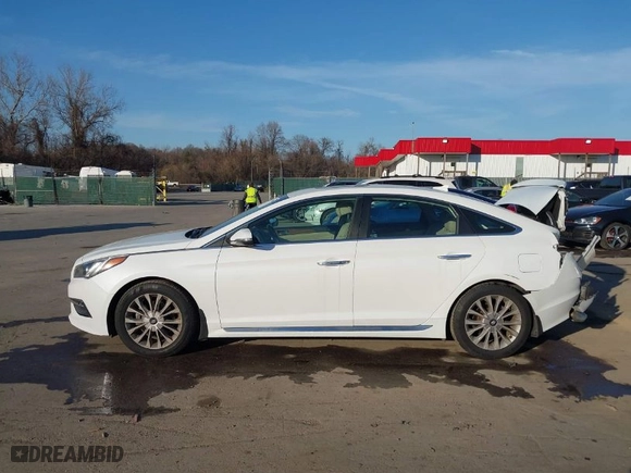 2015 Hyundai Sonata 2.4L Sport with VIN 5NPE34AF7FH040546, listed as a IAAI auction lot 41727185 with 56,294 mi miles. Bid and sale history available at carsss.com. Image 14.