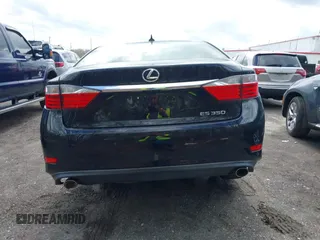 2013 Lexus ES 4dr Sdn with VIN JTHBK1GG5D2068945, listed as a IAAI auction lot 42027259 with 111,413 mi miles. Bid and sale history available at carsss.com. Image 16.