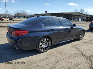 2019 BMW 5 Series 540i xDrive z VIN WBAJE7C57KWW20203, wystawiony jako Copart lot #45976065 z przebiegiem 60 735 mil mil oraz Nie do naprawy • Non repairable. Historia ofert i sprzedaży dostępna na DreamBid. Obrazek 3.