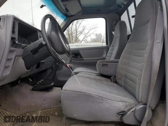 1994 Ford Ranger with VIN 1FTCR11A2RUD35590, listed as a Copart auction lot 42224575 with 61,095 mi miles and Salvage Title. Bid and sale history available at DreamBid. Image 7.