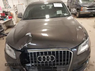 2014 Audi Q5 Premium z VIN WA1CFAFP1EA058507, wystawiony jako IAAI lot #41501694 z przebiegiem 114 181 mil mil oraz . Historia ofert i sprzedaży dostępna na DreamBid. Obrazek 12.
