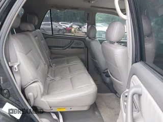 2006 Toyota Sequoia Limited with VIN 5TDZT38AX6S275829, listed as a IAAI auction lot 39725730 with 310,011 mi miles and . Bid and sale history available at DreamBid. Image 8.