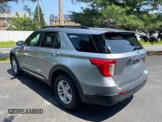 2021 Ford Explorer XLT z VIN 1FMSK8DH1MGB41704, wystawiony jako Copart lot #59941855 z przebiegiem 88 599 mil mil oraz Czysty tytuł • Clean title. Historia ofert i sprzedaży dostępna na DreamBid. Obrazek 3.