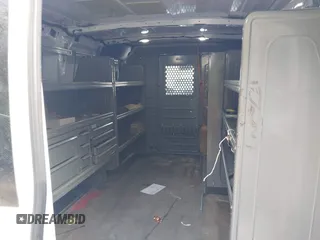 2019 Ford Transit with VIN 1FTYE1YM1KKA96827, listed as a IAAI auction lot 41851228 with 173,048 mi miles. Bid and sale history available at carsss.com. Image 17.