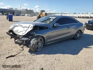 2014 Mercedes-Benz E-Class E 350 with VIN WDDKJ5KB7EF243333, listed as a Copart auction lot 72949514 with 120,625 mi miles and Salvage Title. Bid and sale history available at carsss.com. Image 1.