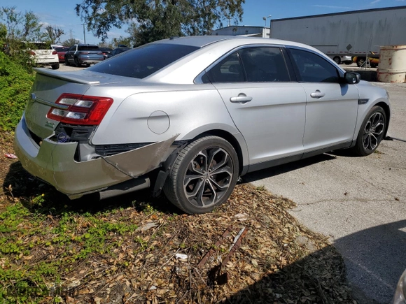 2014 Ford Taurus SHO with VIN 1FAHP2KT4EG128618, listed as a Copart auction lot 75260324 with 0 mi miles and Salvage Title. Bid and sale history available at carsss.com. Image 3.