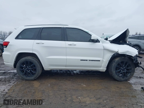 2017 Jeep Grand Cherokee Altitude with VIN 1C4RJFAG9HC946689, listed as a IAAI auction lot 41994538 with 123,339 mi miles and . Bid and sale history available at DreamBid. Image 13.