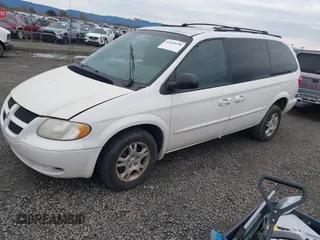 2002 Dodge Caravan EX with VIN 2B8GP74L22R521491, listed as a IAAI auction lot 41838396 with 84,855 mi miles. Bid and sale history available at carsss.com. Image 2.