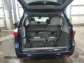 2018 Toyota Sienna LE Auto Access Seat with VIN 5TDKZ3DC5JS903117, listed as a Copart auction lot 46122665 with 83,851 mi miles and Salvage Title. Bid and sale history available at carsss.com. Image 6.