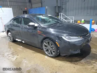 2015 Chrysler 200 S with VIN 1C3CCCDG8FN686804, listed as a Copart auction lot 44973945 with 124,563 mi miles and Salvage Title. Bid and sale history available at carsss.com. Image 4.
