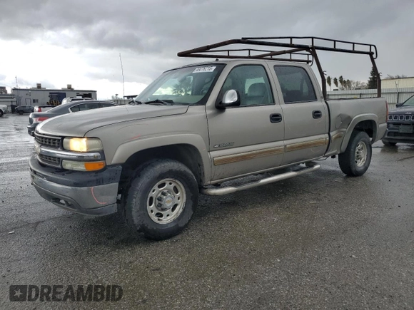 2001 Chevrolet Silverado 1500HD LS z VIN 1GCGC13U71F140281, wystawiony jako Copart lot #49076215 z przebiegiem 277 458 mil mil oraz Szkoda całkowita • Salvage title. Historia ofert i sprzedaży dostępna na DreamBid. Obrazek 1.