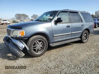 2001 Ford Expedition XLT z VIN 1FMRU15W21LB77854, wystawiony jako Copart lot #48508405 z przebiegiem 218 484 mil mil oraz Szkoda całkowita • Salvage title. Historia ofert i sprzedaży dostępna na DreamBid. Obrazek 1.
