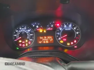 2021 Ram ProMaster City Cargo Tradesman с VIN ZFBHRFAB1M6T92391, выставлен на аукционе IAAI как лот 41155745 с пробегом 29 465 миль миль и . История ставок и продаж доступна на DreamBid. Изображение 7.