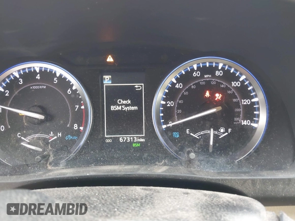 2019 Toyota Highlander SE with VIN 5TDKZRFH3KS366017, listed as a IAAI auction lot 40986322 with 67,313 mi miles and . Bid and sale history available at DreamBid. Image 7.