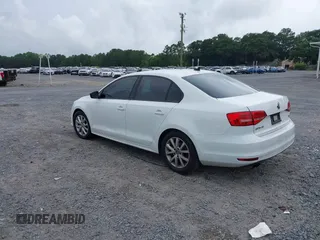 2015 Volkswagen Jetta Sport z VIN 3VWD17AJ9FM294449, wystawiony jako IAAI lot #42507227 z przebiegiem 154 277 mil mil oraz . Historia ofert i sprzedaży dostępna na DreamBid. Obrazek 3.