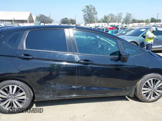 2015 Honda Fit EX-L с VIN 3HGGK5H85FM717646, выставлен на аукционе IAAI как лот 42483387 с пробегом 137 296 миль миль и . История ставок и продаж доступна на DreamBid. Изображение 12.