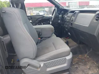 2014 Ford F-150 XL z VIN 1FTFX1EF0EFC60346, wystawiony jako IAAI lot #42198991 z przebiegiem 132 845 mil mil oraz . Historia ofert i sprzedaży dostępna na DreamBid. Obrazek 5.