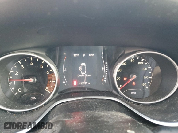 2018 Jeep Compass Latitude with VIN 3C4NJCBB3JT227643, listed as a Copart auction lot 44915625 with 135,797 mi miles and Salvage Title. Bid and sale history available at DreamBid. Image 9.